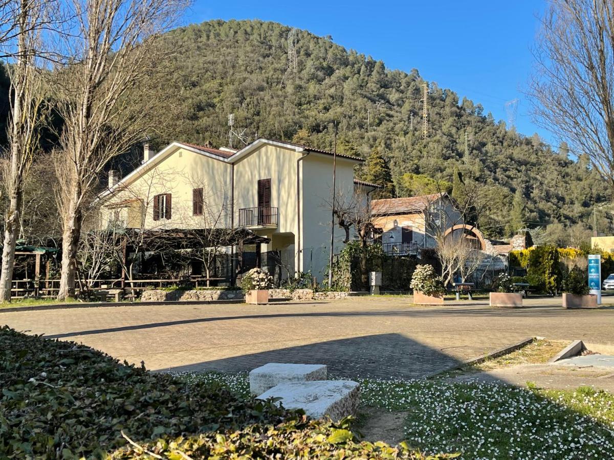 Collestatte Rifugio Della Cascata 빌라 외부 사진